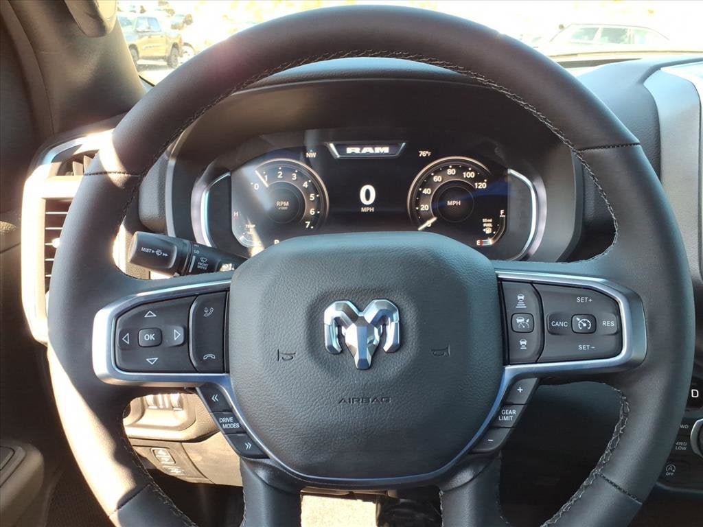 New 2026 RAM 1500 Big Horn AWD/4WD image 30