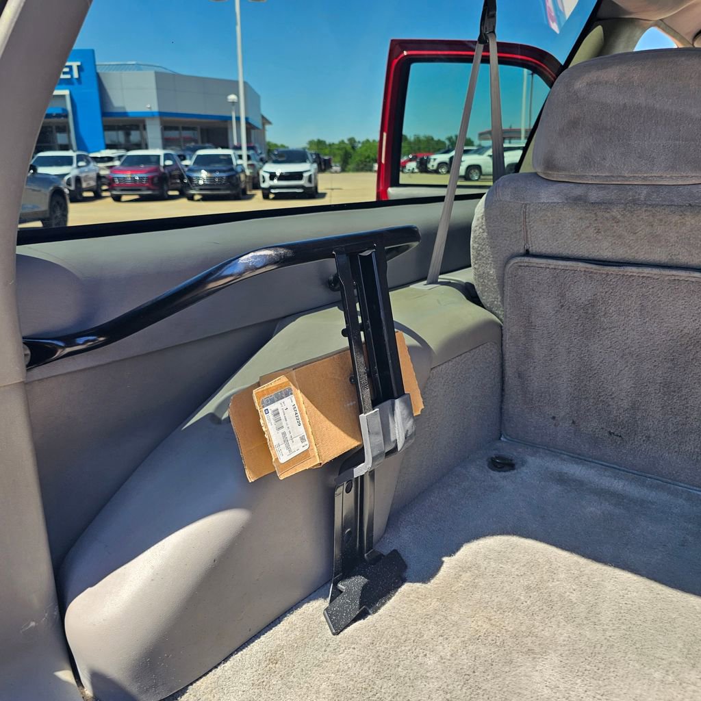 Used 1997 Chevrolet Tahoe 4WD 2-Door w/ Preferred Equipment Group 2 image 18