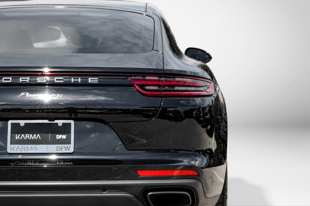 Used 2018 Porsche Panamera 4 AWD/4WD image 50