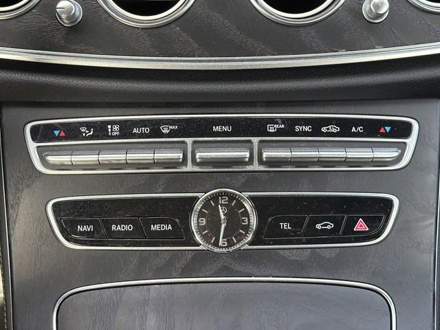 Used 2018 Mercedes-Benz E 400 E 400 image 24