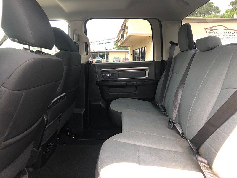 Used 2021 RAM 1500 Classic SLT image 12