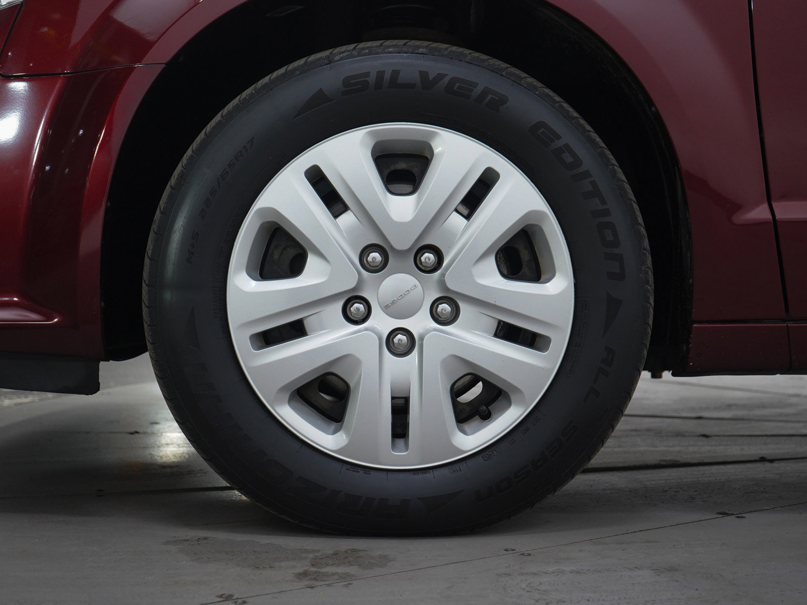 Used 2018 Dodge Grand Caravan SE image 26