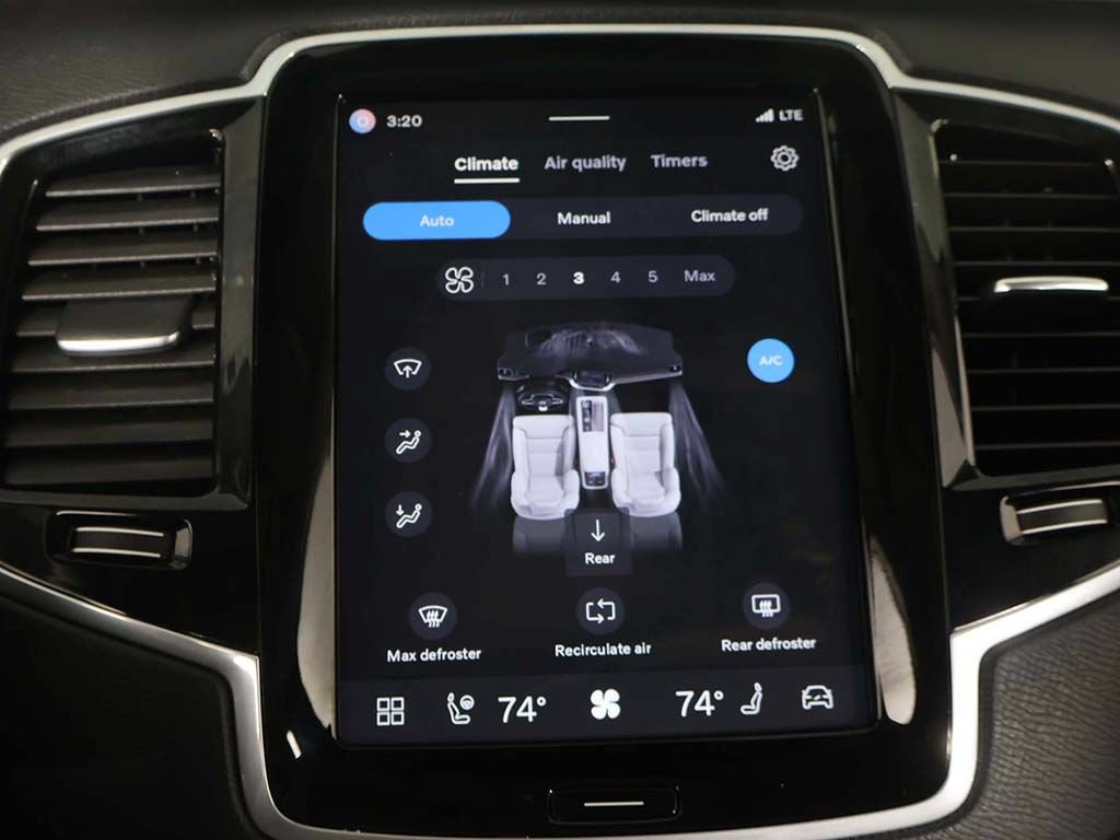 Used 2025 Volvo XC90 B5 Plus AWD/4WD image 53