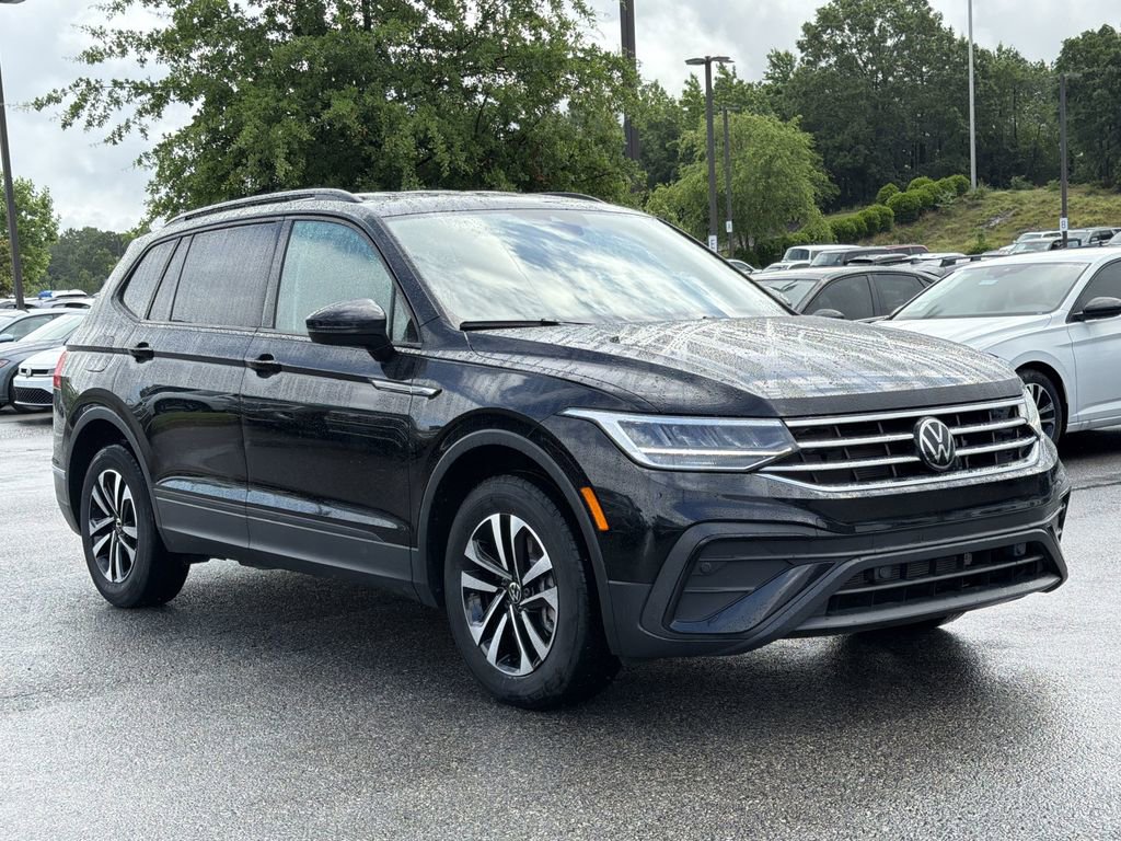 Used 2024 Volkswagen Tiguan S FWD image 7