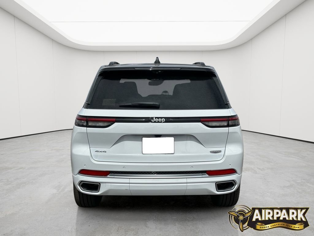 New 2025 Jeep Grand Cherokee Summit w/ Adv Protech Group IV AWD/4WD image 6
