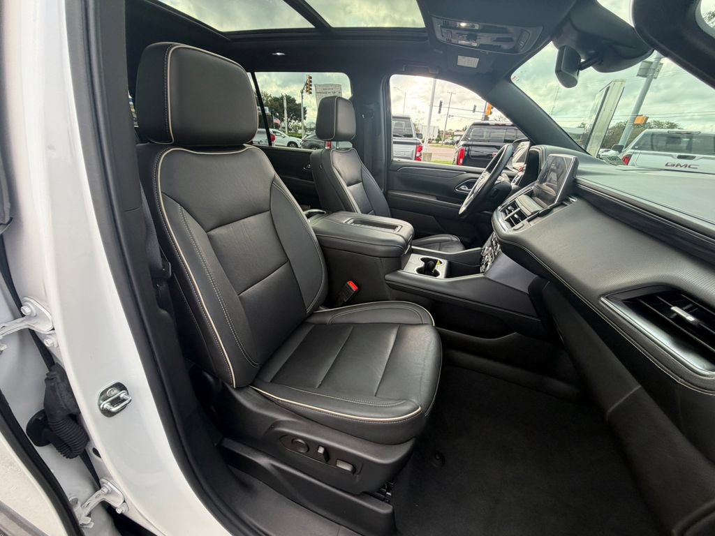 Certified 2023 GMC Yukon XL SLT AWD/4WD image 18