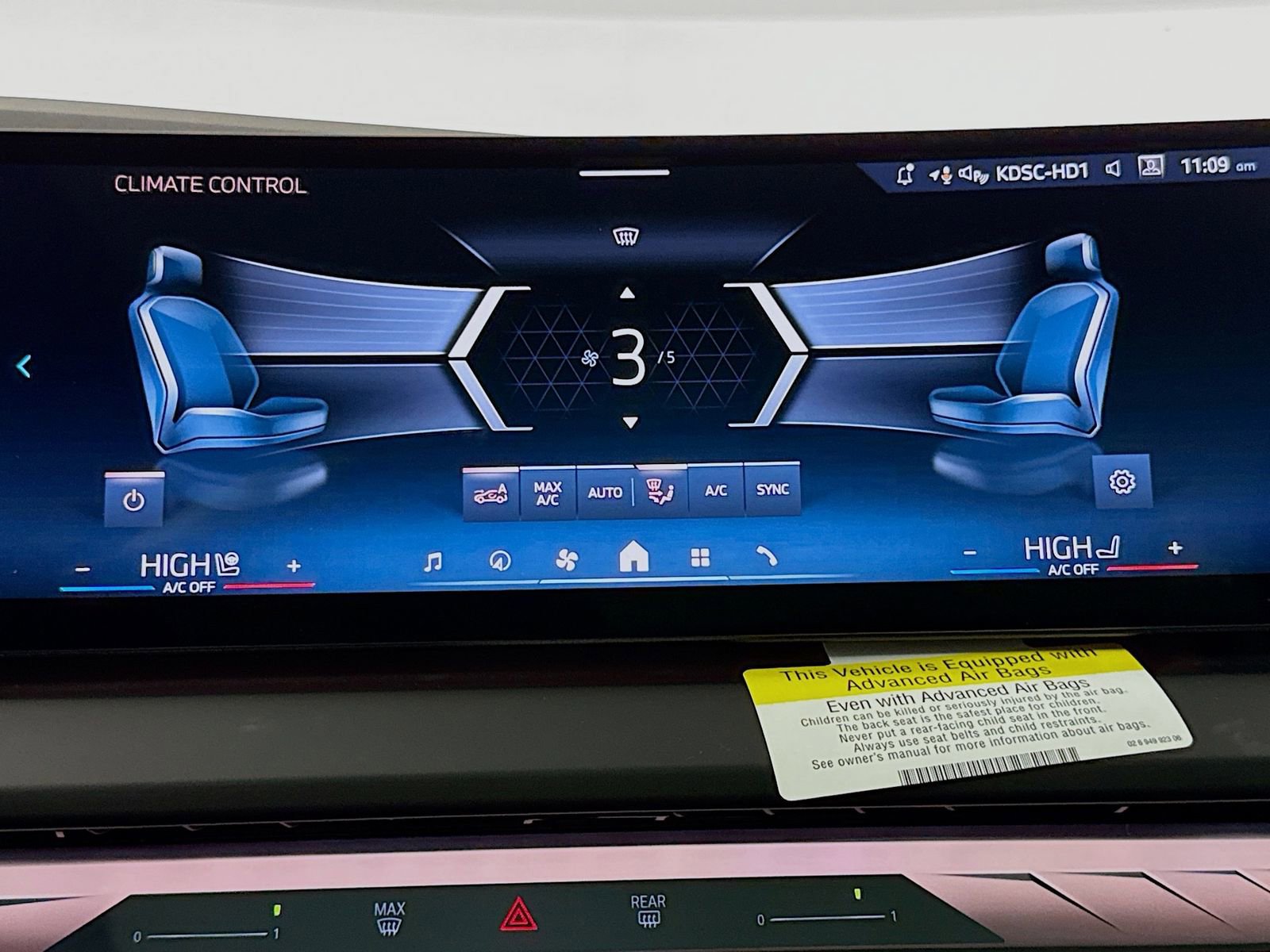 Used 2025 BMW X3 xDrive30i w/ Convenience Package image 15