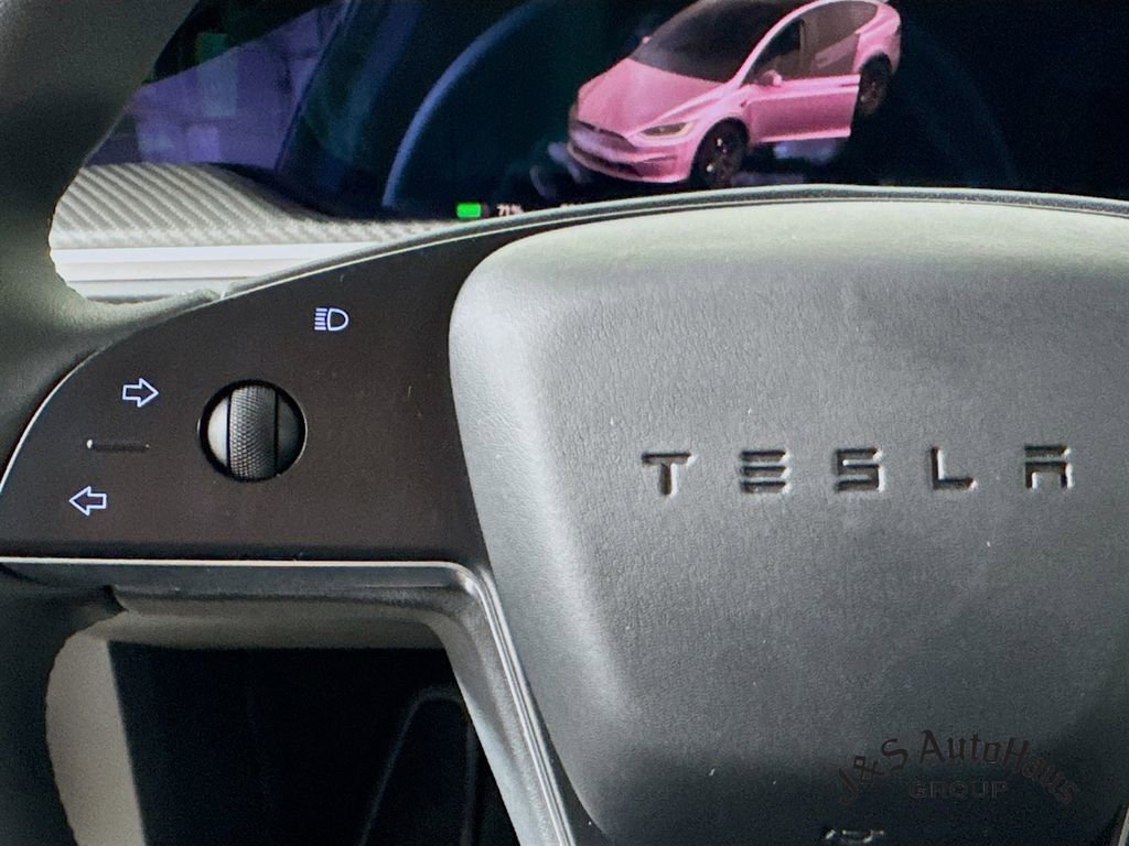 Used 2025 Tesla Model X Plaid image 13