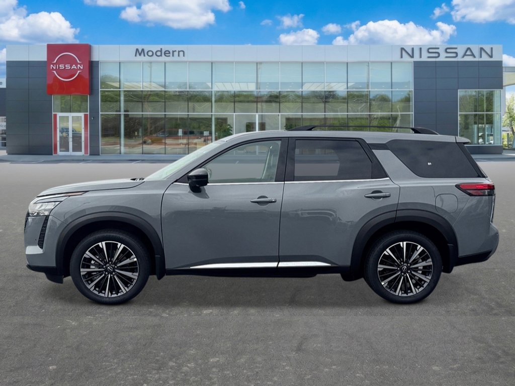 New 2026 Nissan Pathfinder Platinum image 2