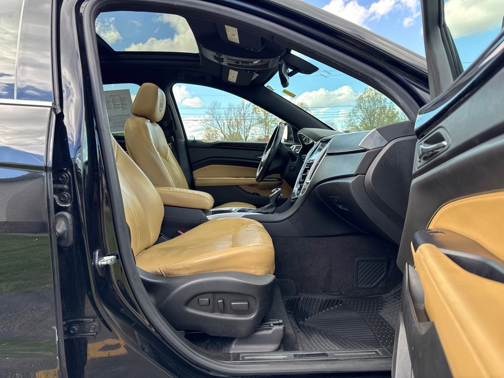 Used 2014 Cadillac SRX Luxury AWD/4WD image 12