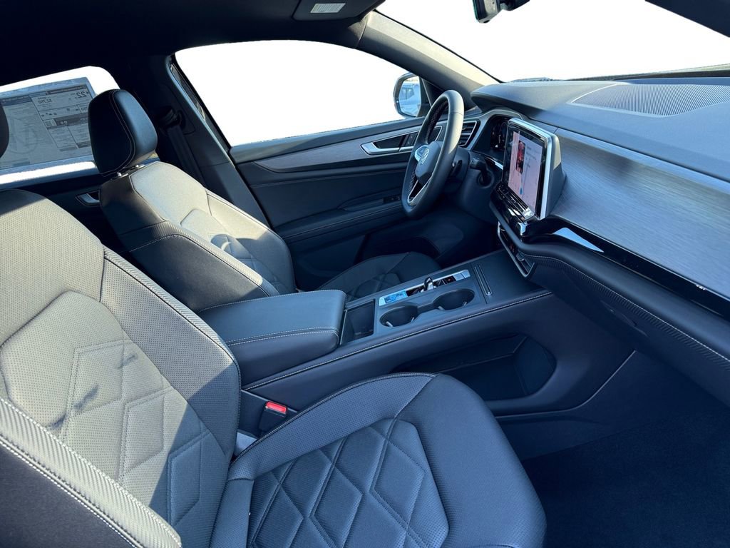 New 2026 Volkswagen Atlas Cross Sport SE image 15