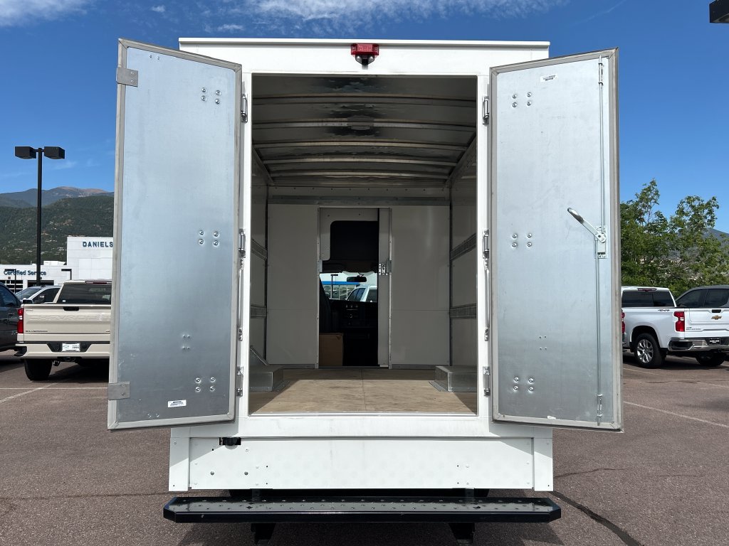 Used 2024 Chevrolet Express 3500 w/ Power Convenience Package RWD image 9