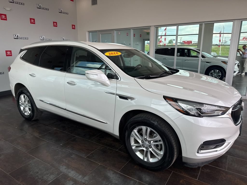 Used 2018 Buick Enclave Essence FWD image 10