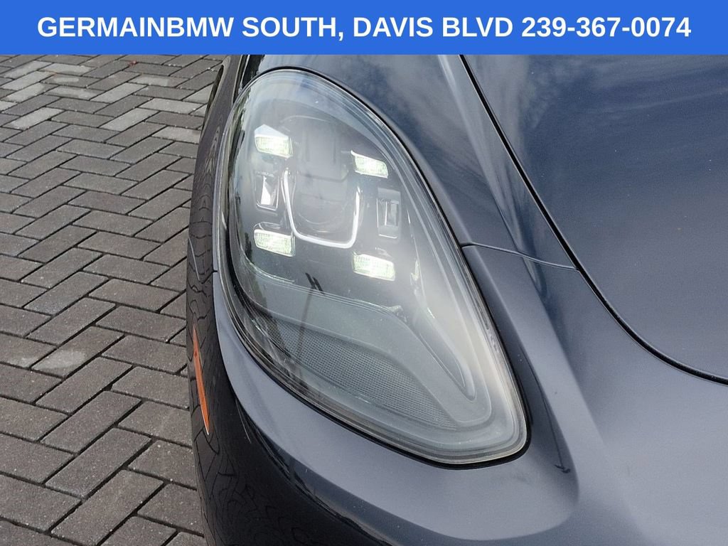 Used 2018 Porsche Panamera 4S AWD/4WD image 11