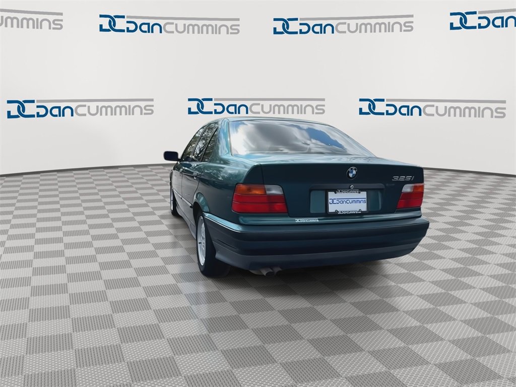 Used 1993 BMW 325i Sedan image 6