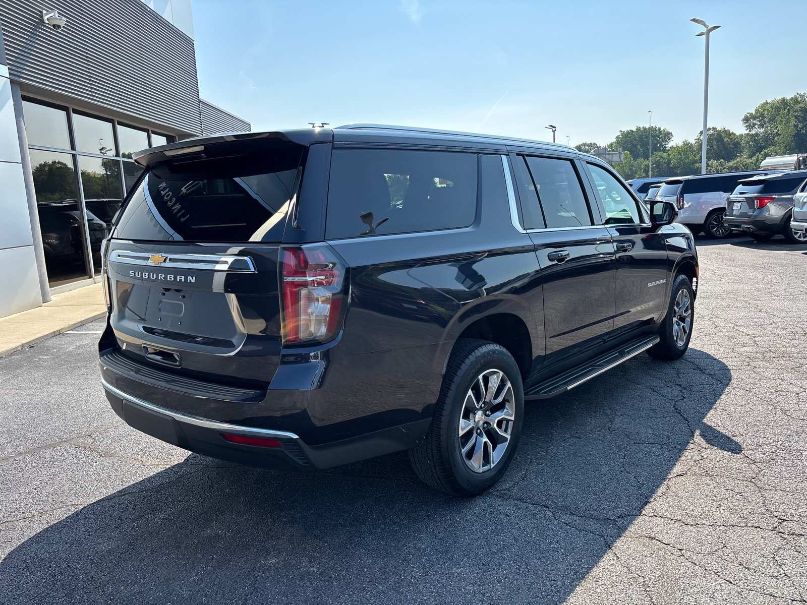 Used 2024 Chevrolet Suburban LS w/ Driver Alert Package AWD/4WD image 7