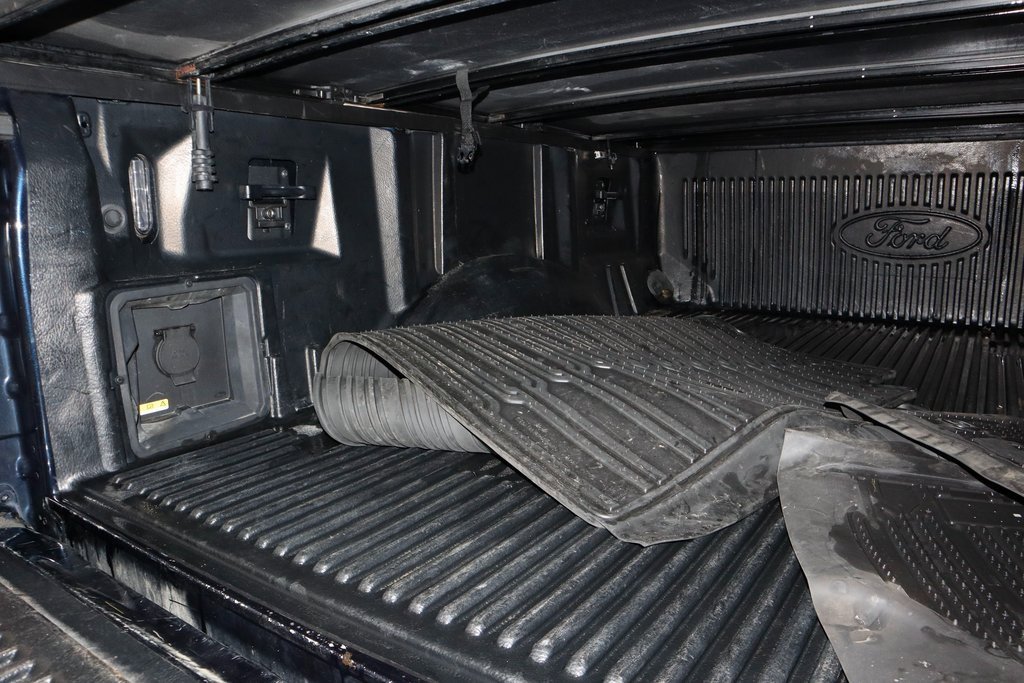 Certified 2022 Ford F150 XLT w/ Equipment Group 302A High image 15