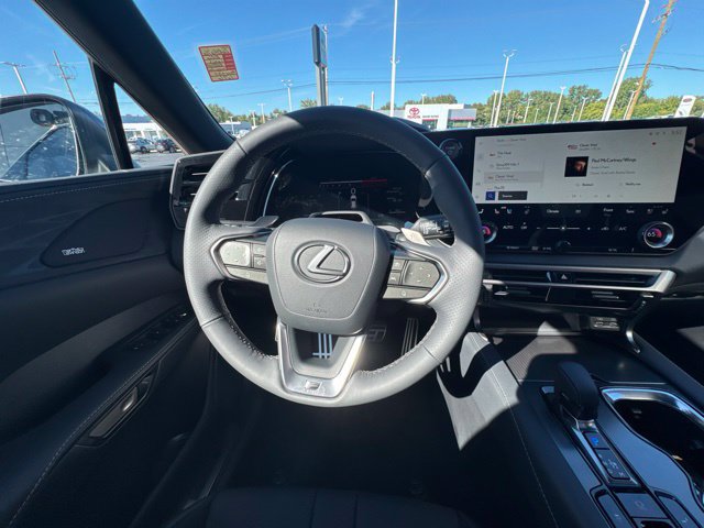 New 2026 Lexus RX 500h F Sport w/ Convenience Package AWD/4WD image 40