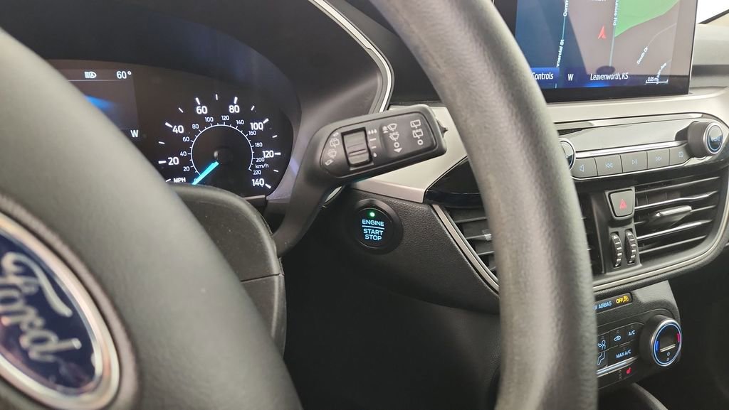 Used 2020 Ford Escape SE FWD image 21
