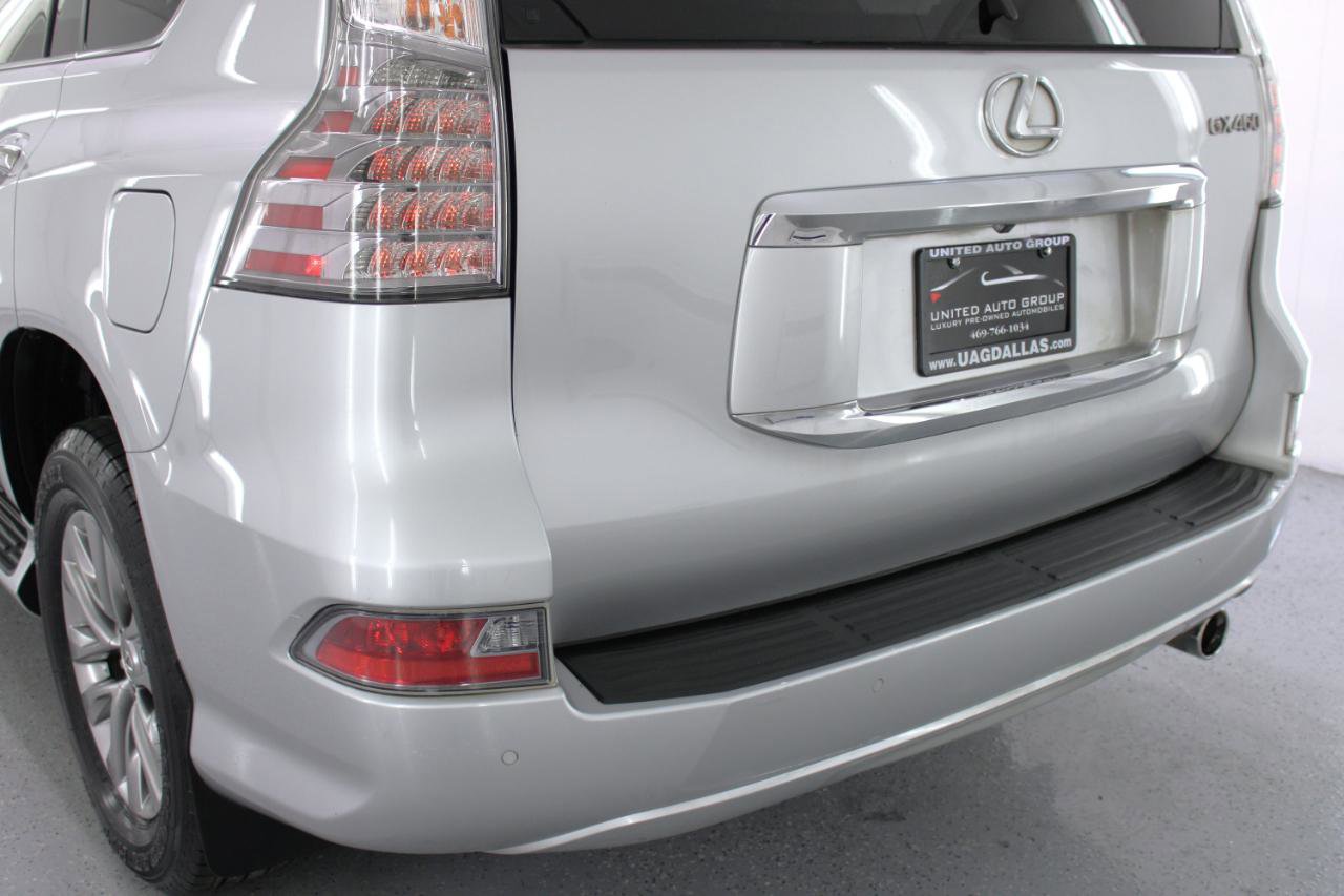Used 2018 Lexus GX 460 Luxury w/ Preferred Accessory Package image 23