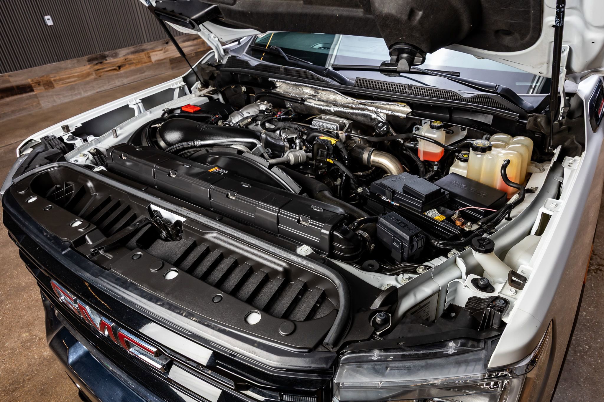 Used 2020 GMC Sierra 2500 4x4 Crew Cab w/ Gooseneck/5TH Wheel Package image 38