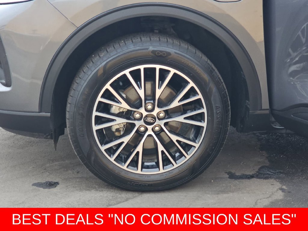 Used 2025 Ford Escape SE FWD image 37