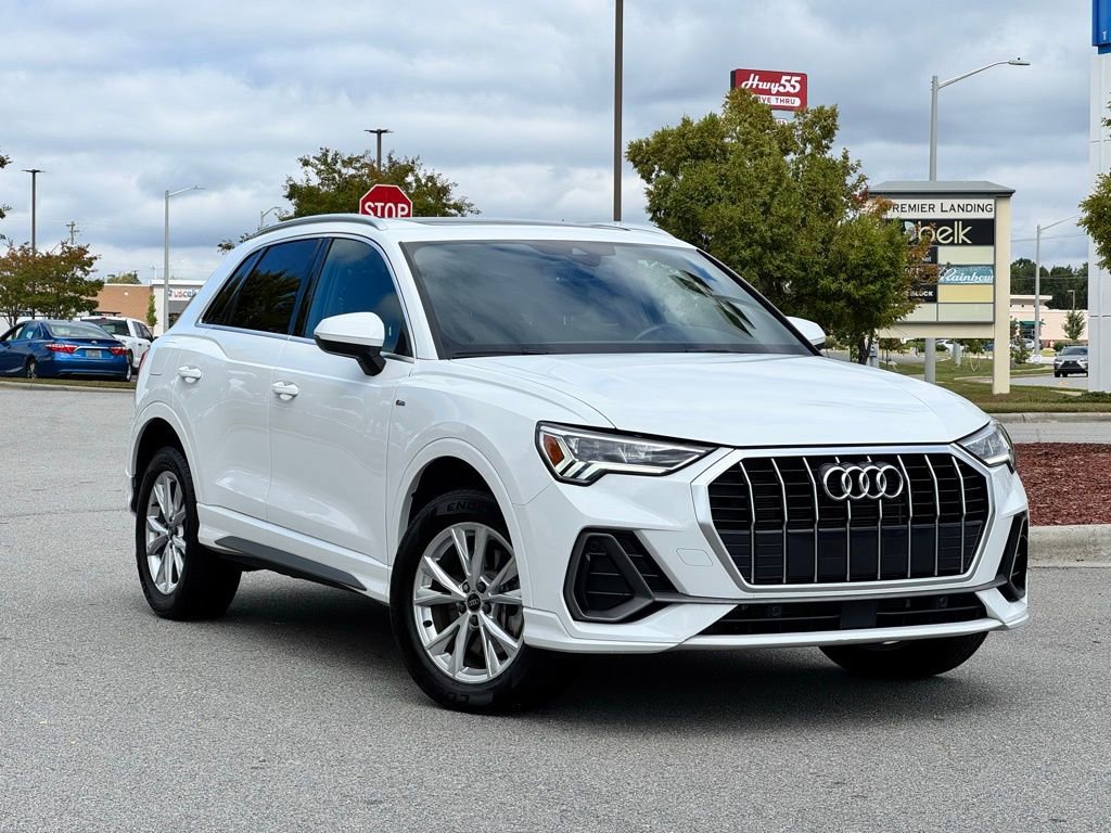 Used 2024 Audi Q3 2.0T Premium