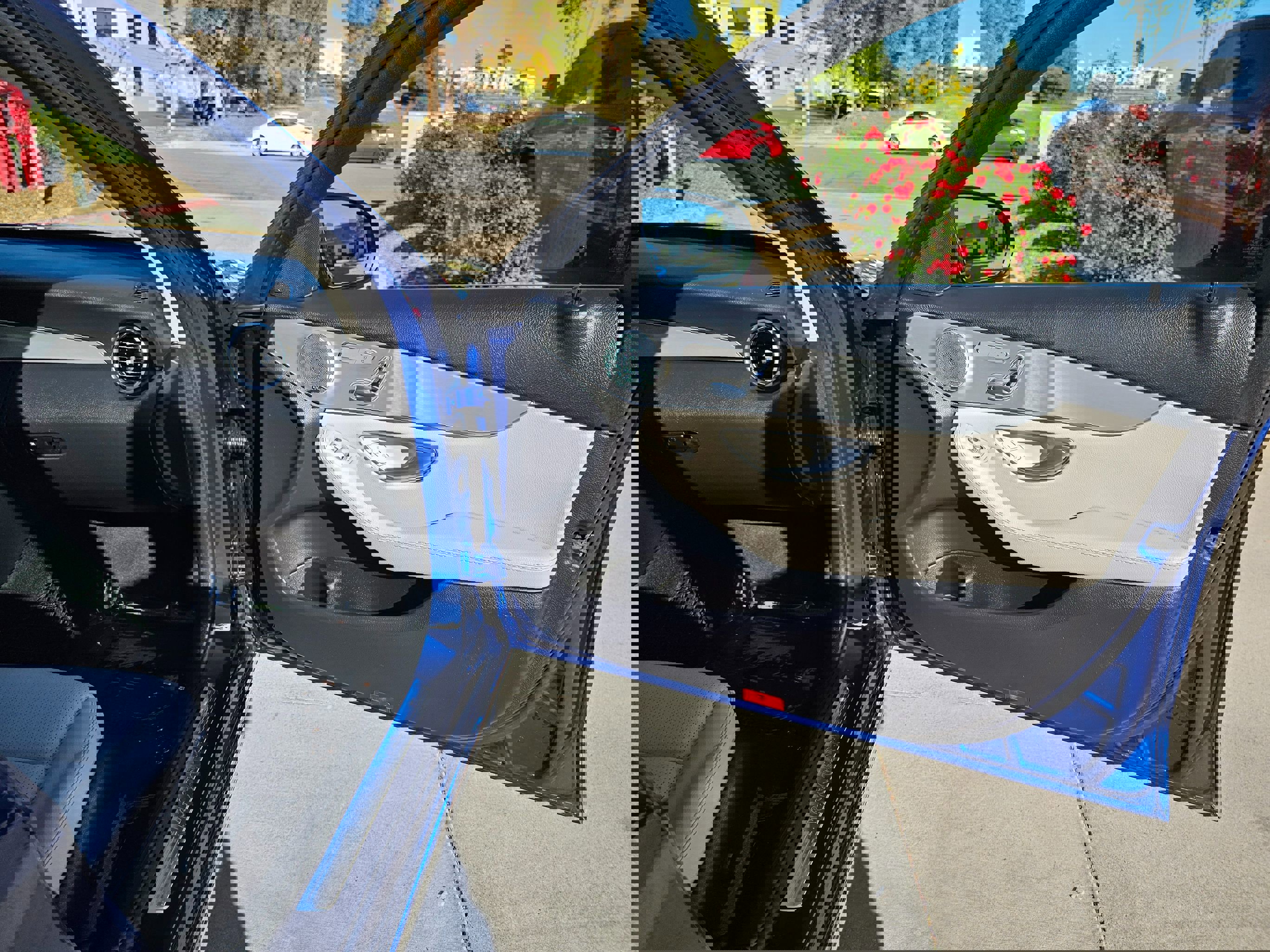 Used 2018 Mercedes-Benz C 350e Sedan image 29