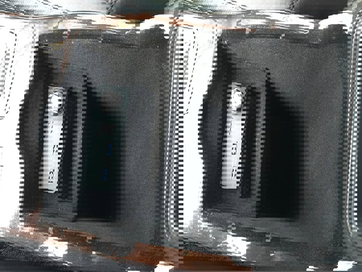 Used 2020 Land Rover Range Rover image 55