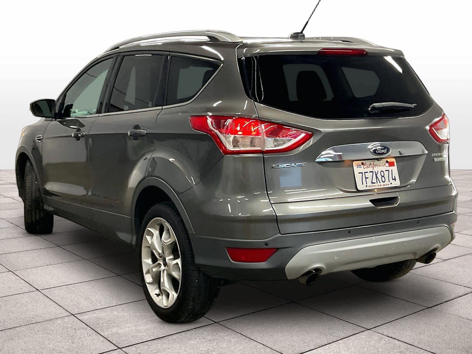 Used 2014 Ford Escape Titanium w/ Equipment Group 401A FWD image 13