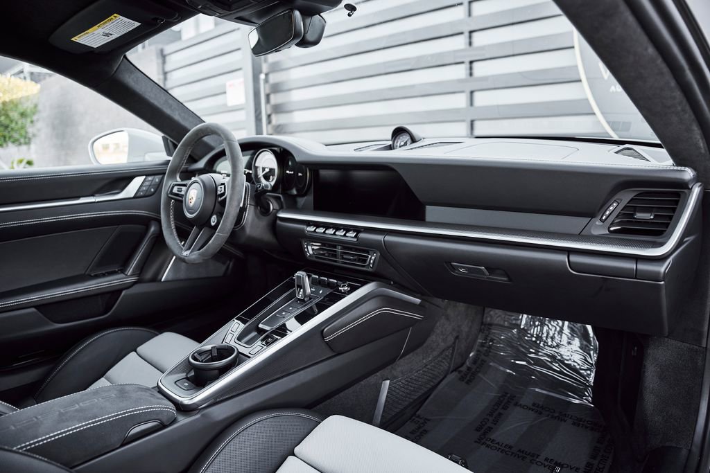 Used 2023 Porsche 911 Turbo S image 36