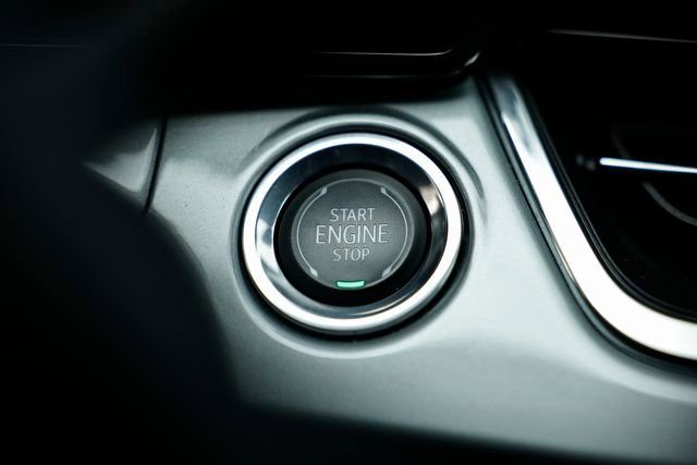 Used 2025 Chevrolet Trax LT image 34