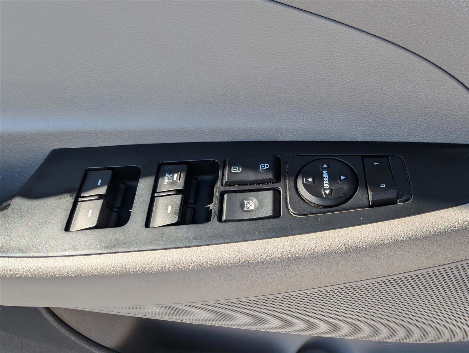 Used 2016 Hyundai Tucson SE image 28