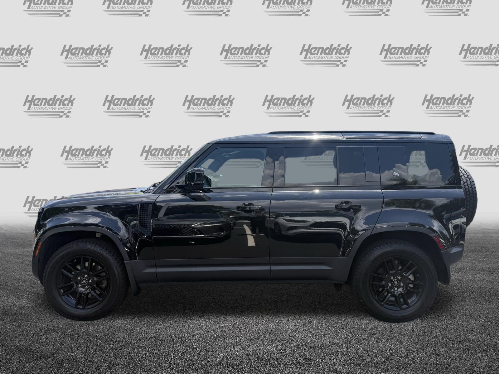 Used 2021 Land Rover Defender 110 S AWD/4WD image 10