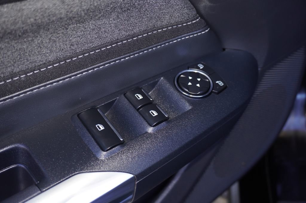 Used 2025 Ford Mustang EcoBoost image 21