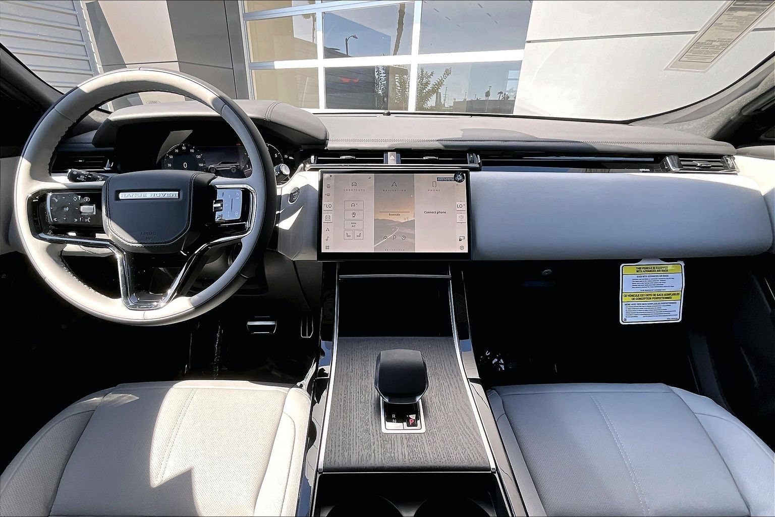 New 2026 Land Rover Range Rover Velar Dynamic SE AWD/4WD image 5
