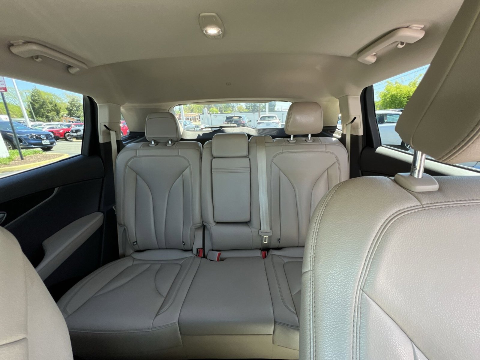 Used 2022 Lincoln Nautilus AWD image 5