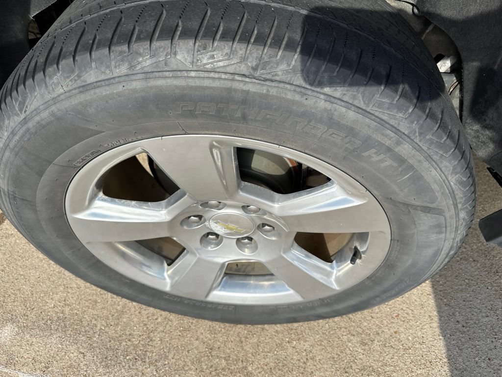 Used 2018 Chevrolet Tahoe LT w/ Texas Edition Package RWD image 20