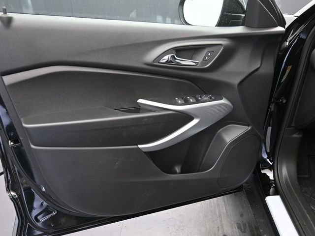 New 2026 Chevrolet Trax RS image 17