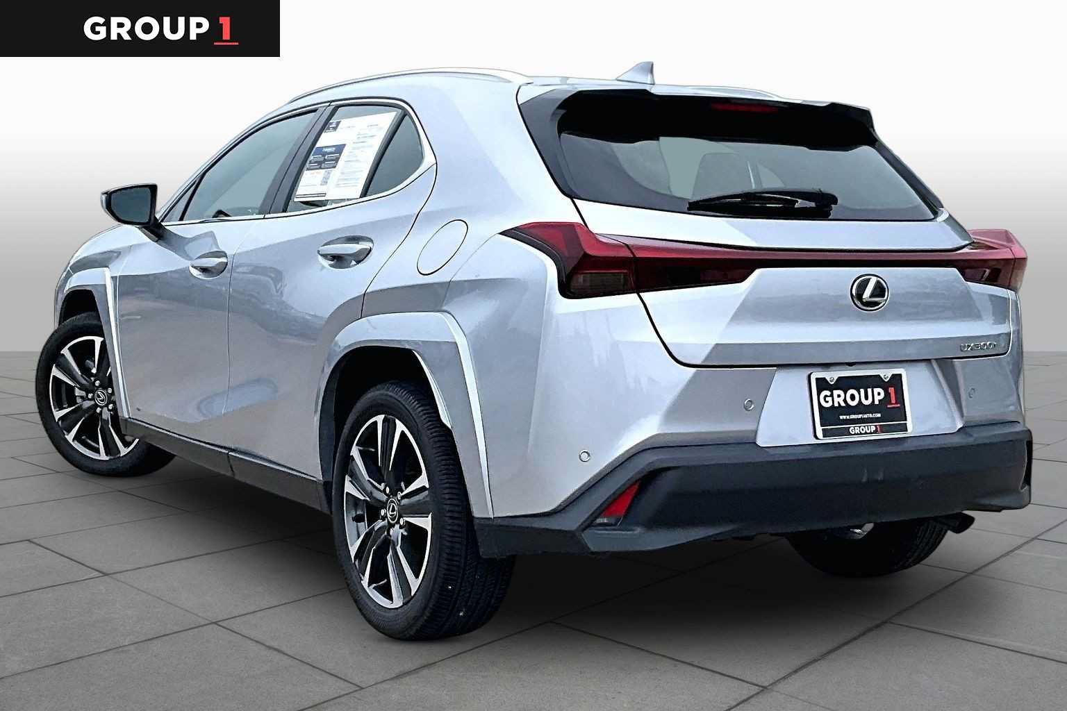 Certified 2025 Lexus UX 300h FWD w/ Accessory Package (Z1) image 10