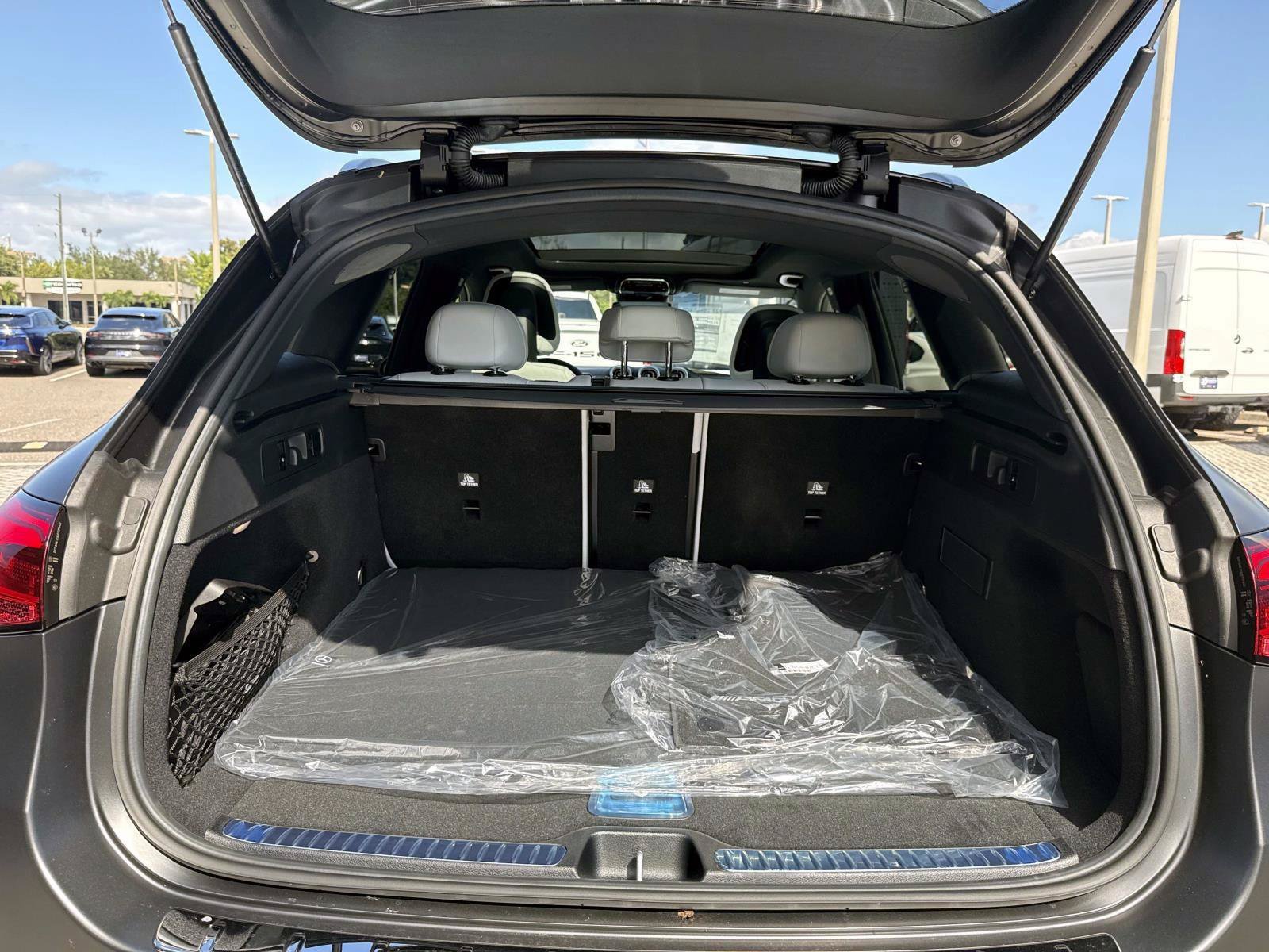 New 2027 Mercedes-Benz GLC 300 image 10