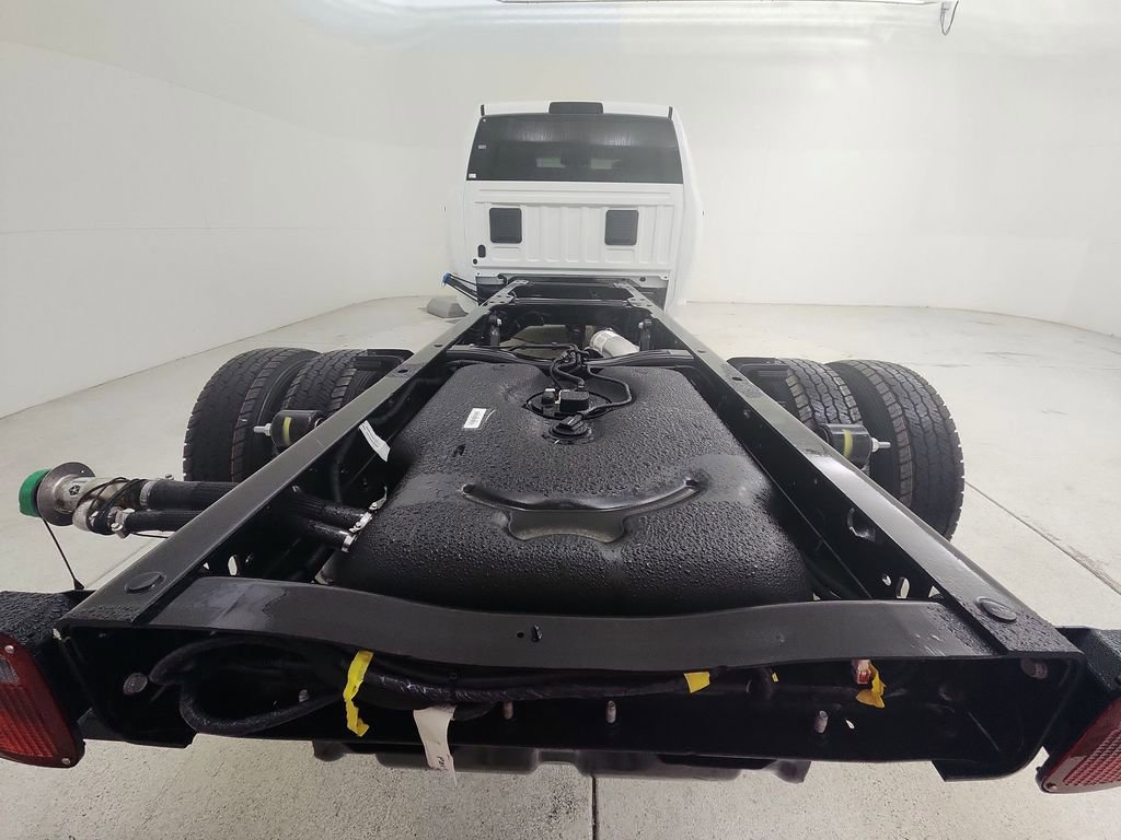 New 2026 RAM 5500 Tradesman image 22