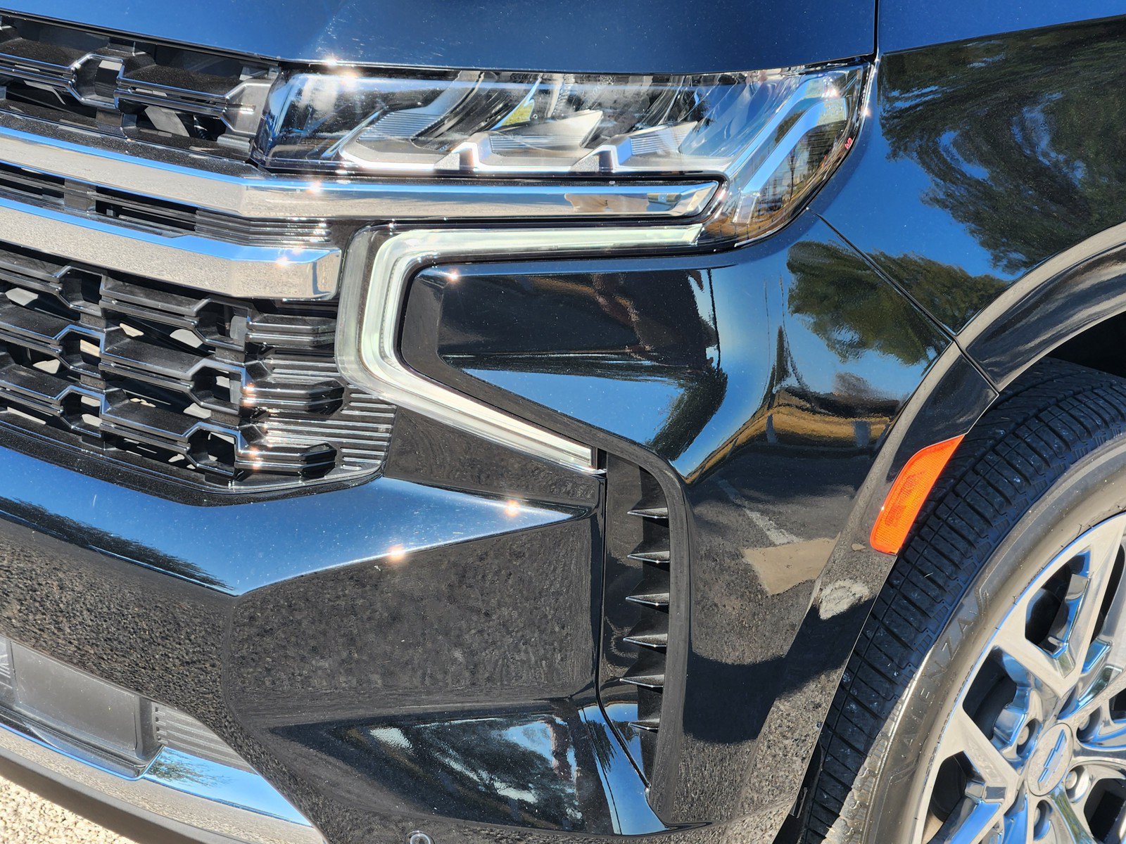 Used 2024 Chevrolet Tahoe LS w/ Driver Alert Package RWD image 27