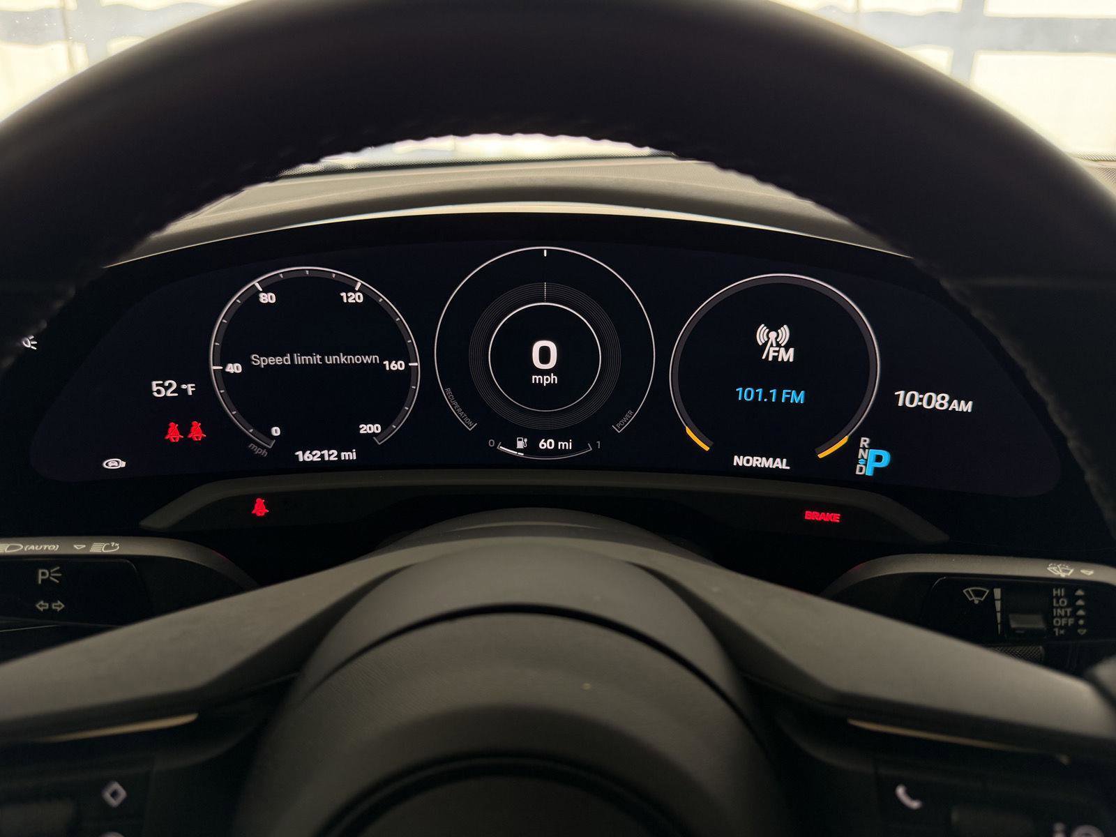 Used 2021 Porsche Taycan 4S image 21