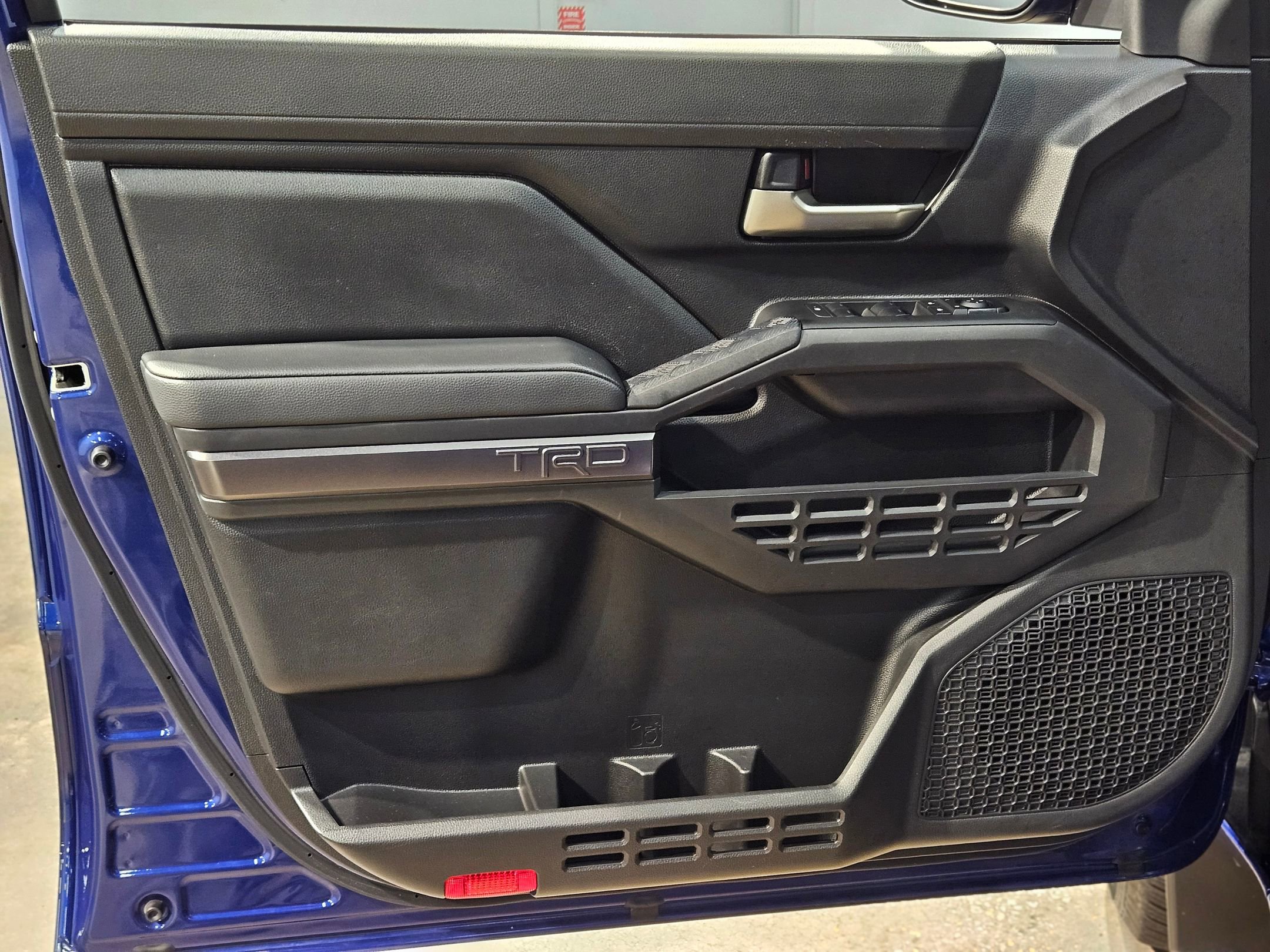 Used 2024 Toyota Tacoma TRD Sport image 20