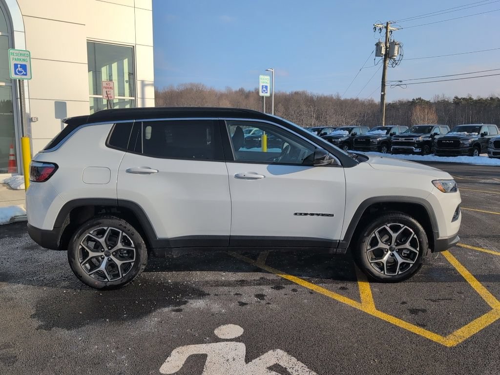 New 2026 Jeep Compass Limited AWD/4WD image 9