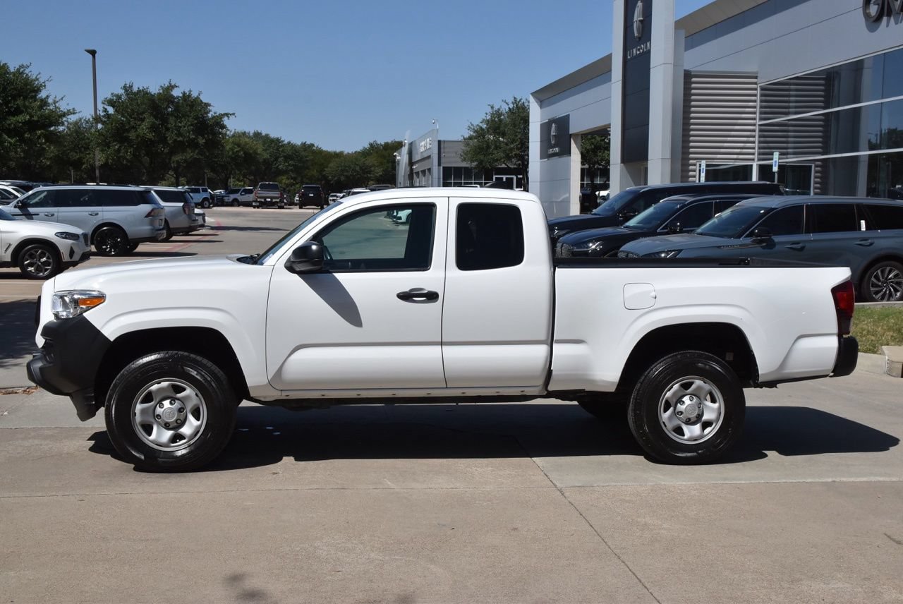 Used 2023 Toyota Tacoma SR RWD image 12