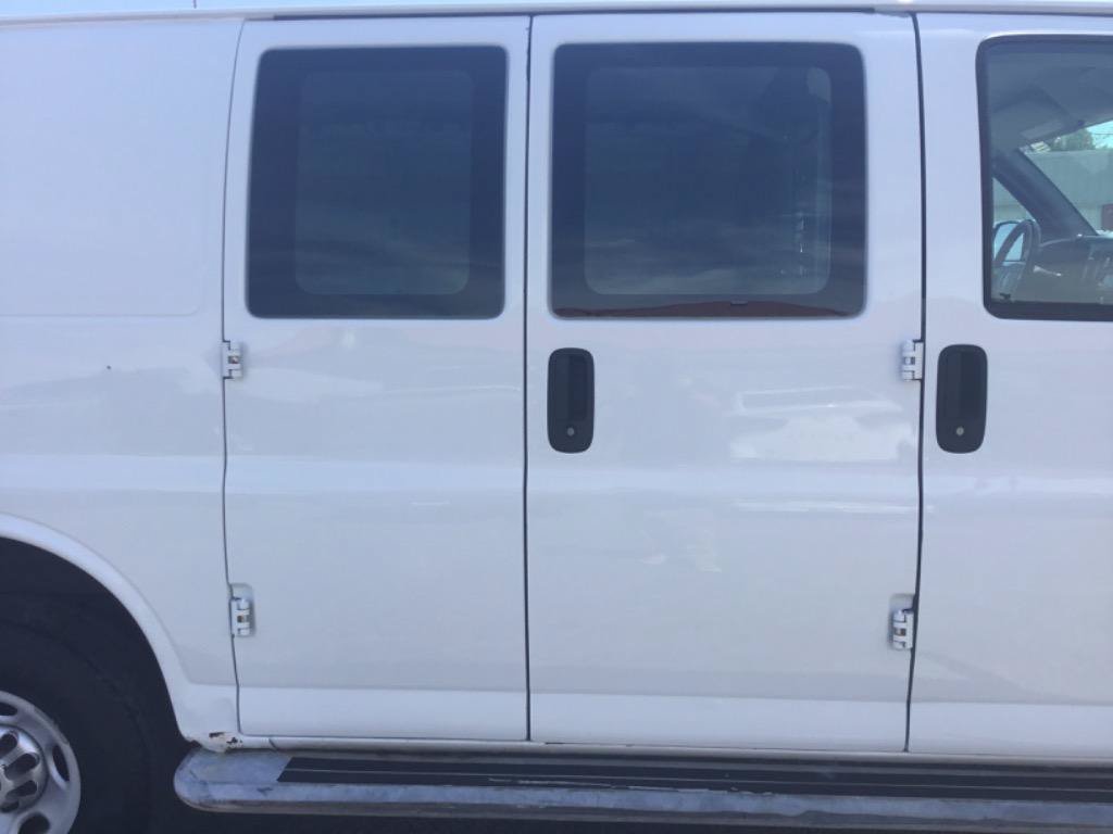 Used 2014 GMC Savana 2500 RWD image 12