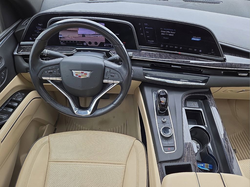 Used 2021 Cadillac Escalade Premium Luxury image 18