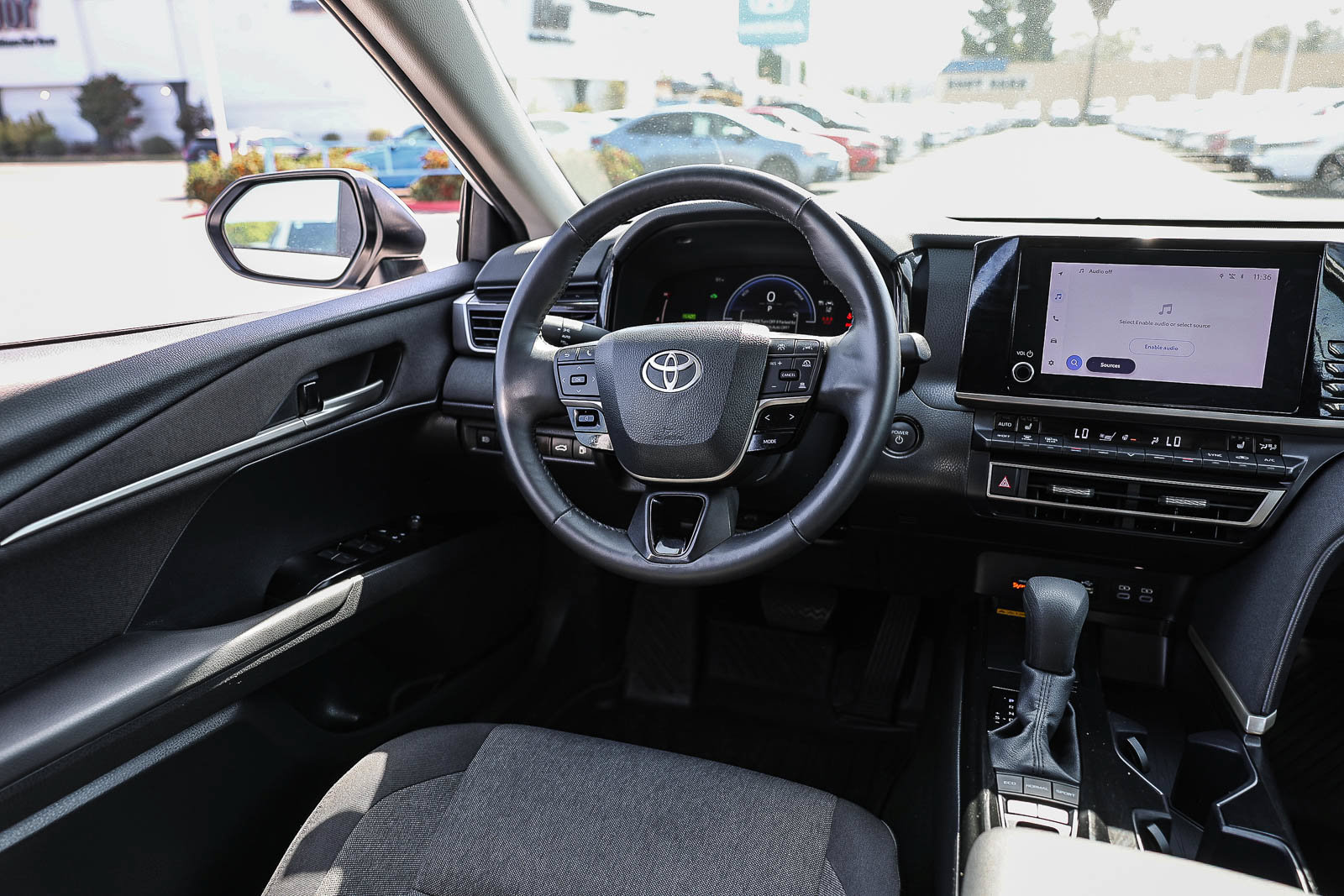 Used 2025 Toyota Camry LE w/ Convenience Package AWD/4WD image 4